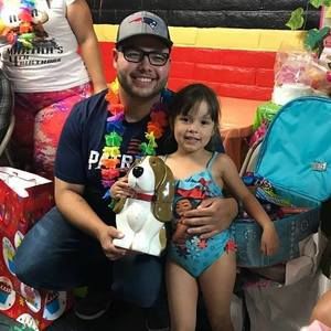 Meet your Posher, Gil